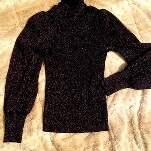 Fitted long sleeve top